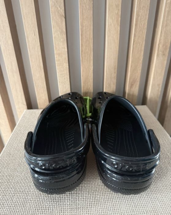 Klapki damskie Crocs High Shine r. 36-37, m4/w6 Nowe błyszczące