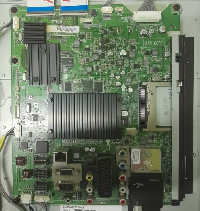 Televisão LG_47E8500 vendo as peças