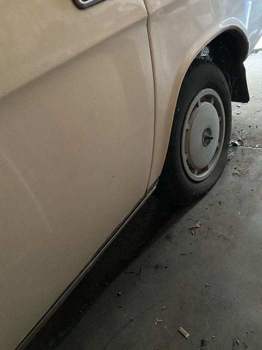 Автомобіль Волга - 24