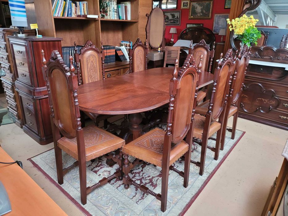 Cadeiras de sala em madeira e couro - óptimo estado - Valor unitário