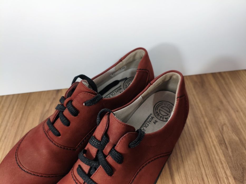 Buty Waldläufer Waldlaufer damskie skórzane półbuty r. 6 39 25,3cm