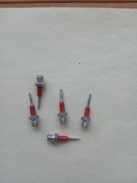 Для шкільних гуртків конденсатори КТП-1АА 3300пф