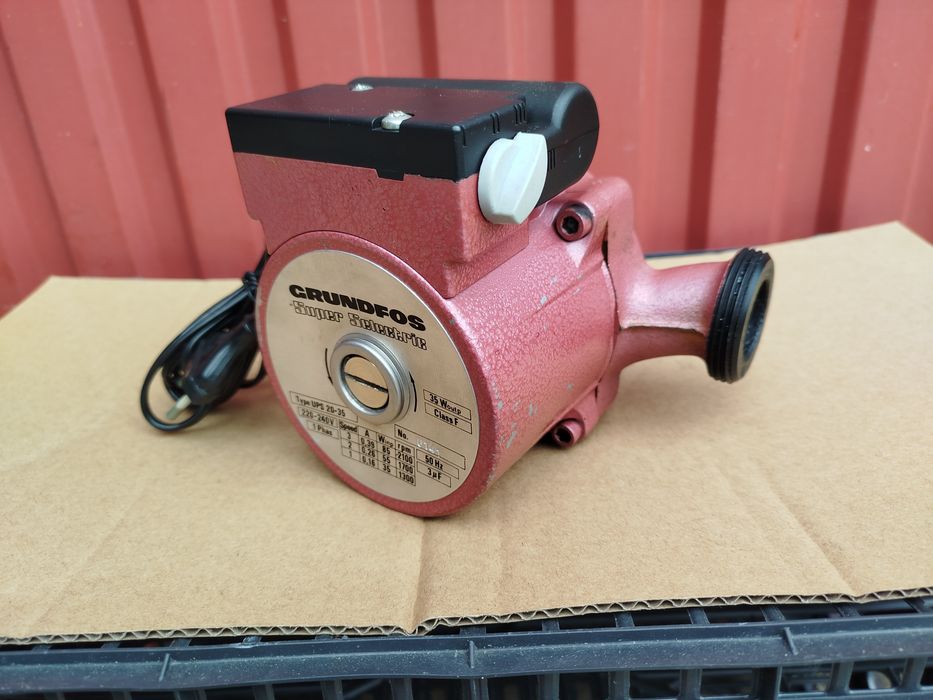 Pompa obiegowa GRUNDFOS super selectric