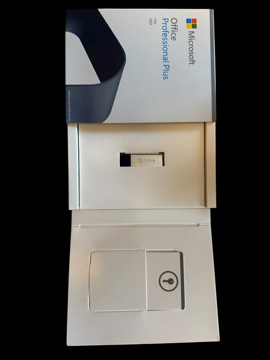 pakiet Office 2021 Professional Plus - wersja Box z pendrivem USB PL