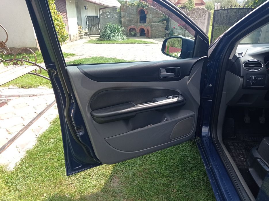 Форд фокус Ford focus 1.4 газ/бензин