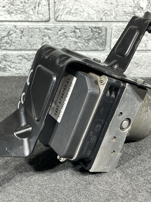 Блок ABS BMW E60 Код:592