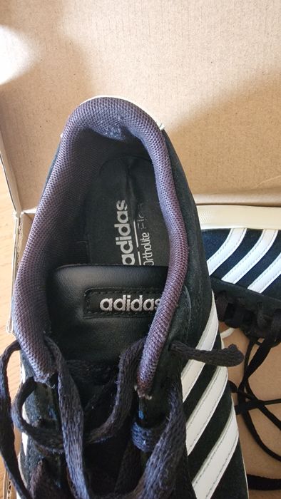 Ténis Adidas preto