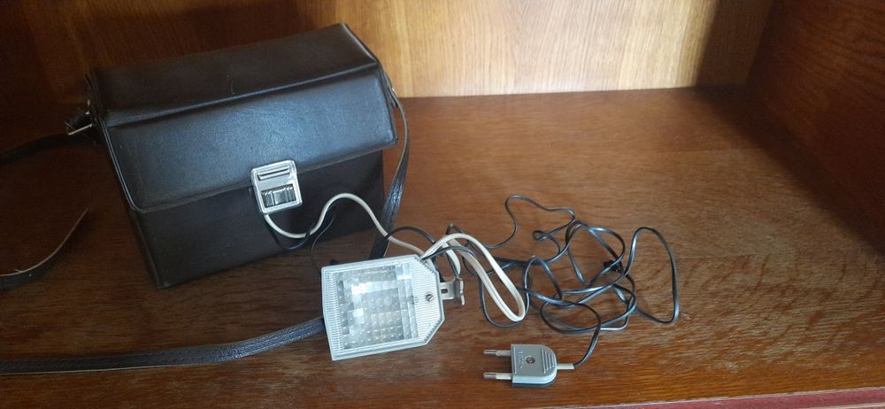 Продам фотоаппараты и камеру ссср (ретро)