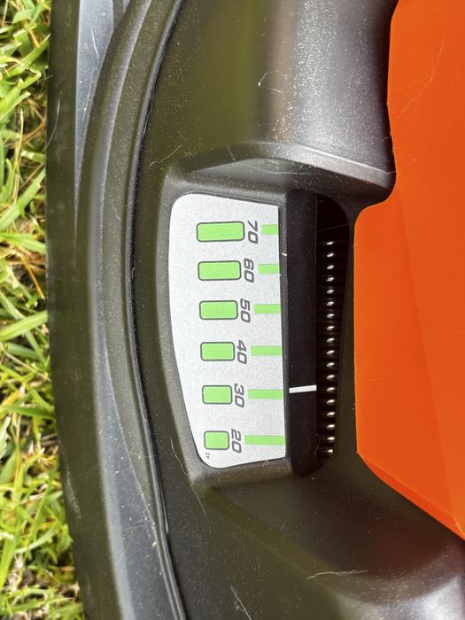 Corta Relvas Black Decker