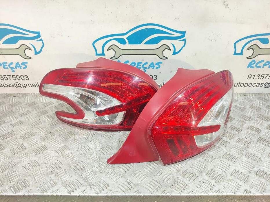Farolim Farolins traseiros Esquerdo Direito Peugeot 208 Fase 1