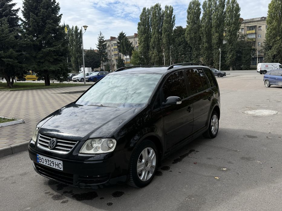 Продам Тоуран 2.0 дизель Автомат