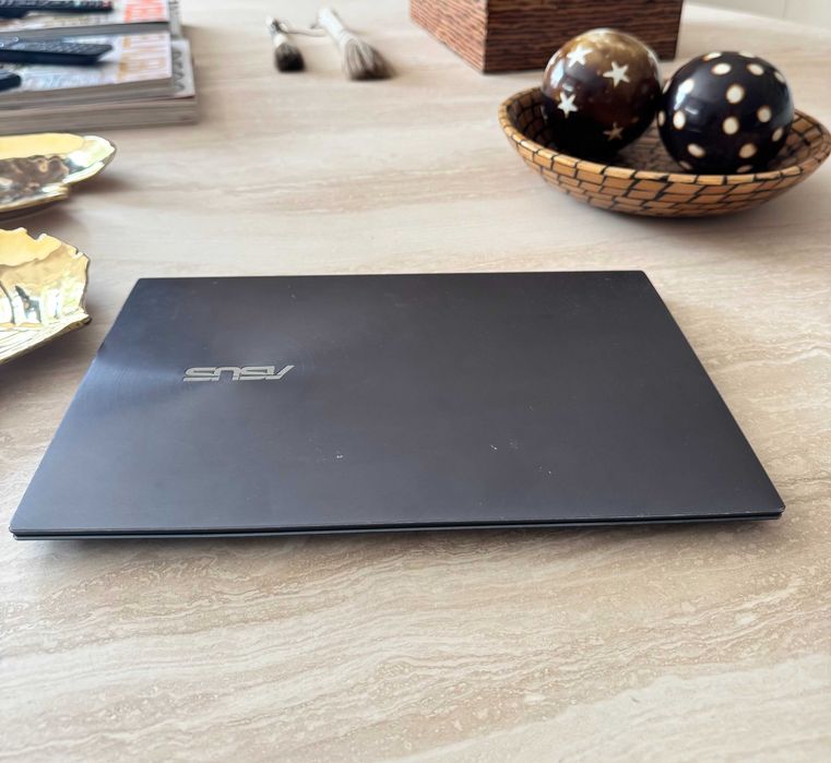 Asus Zenbook 14 UX425EA i5 8 GB 512 GB SSD