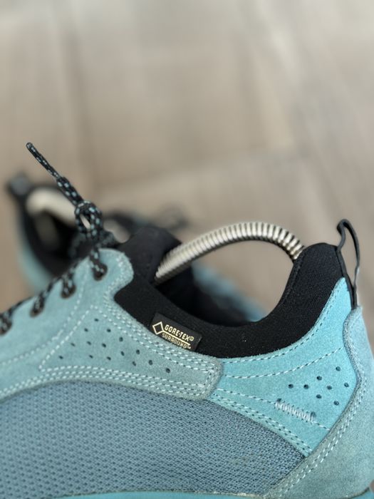 Кроссовки  Scarpa Gore-Tex 38 р