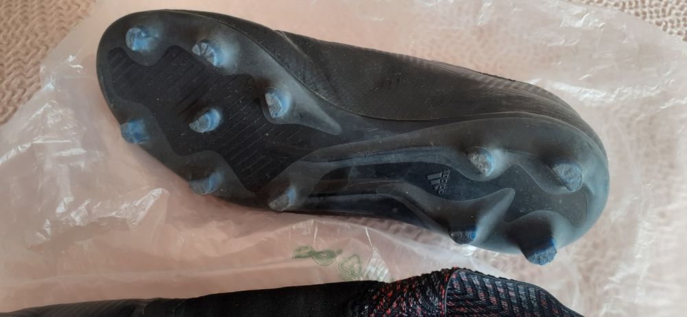 Chuteiras ADIDAS-NOVAS