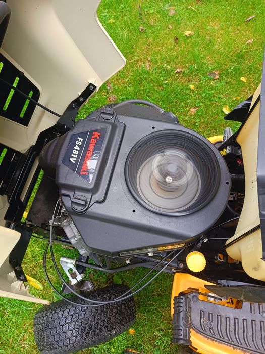 Traktorek Kosiarka CubCadet 1016, Kawasaki V 16HP, Kosz, pług sniegu