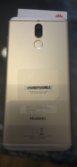 Vendo Huawei Mate 10 Lite dourado e branco com vidro câmara estalado.