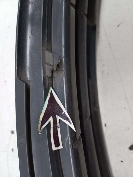 Grelha de para-choques - VOLKSWAGEN PASSAT Variant (3C5) | 05 - 11