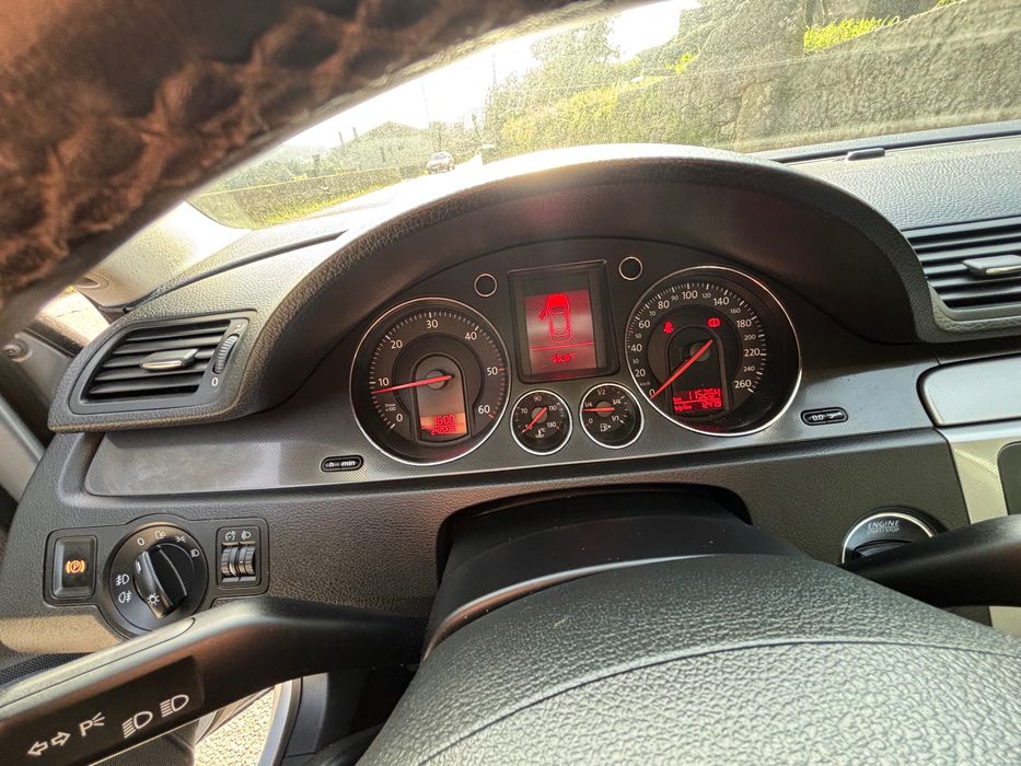 WV Passat B6 2.0 tdi 140cv - Apenas 115 000km