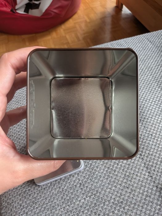 8x Puszka po herbacie metalowa 12 cm