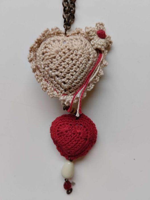 Colares artesanais em feltro e crochet – bijutaria criativa (barato)