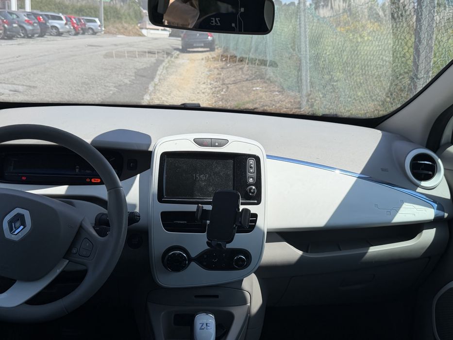 Renault Zoe Life (2014) – 80.000km – c/ Bateria - Excelente Estado