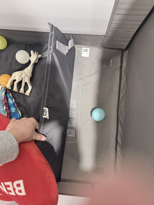 Cama de viagem / parque infantil chicco