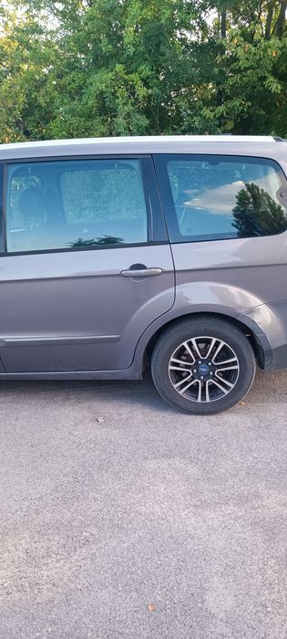 ford galaxi 2013   7місць