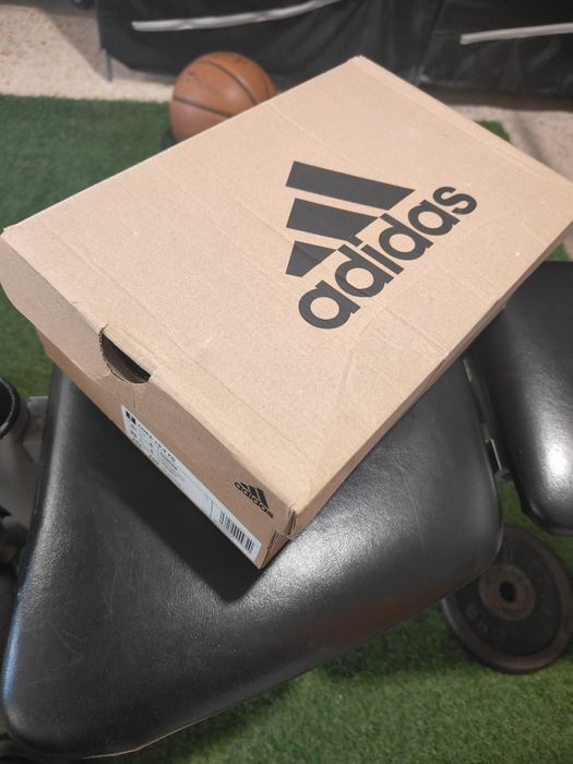 Chuteiras adidas copa. Novas na caixa. N39 ⅓