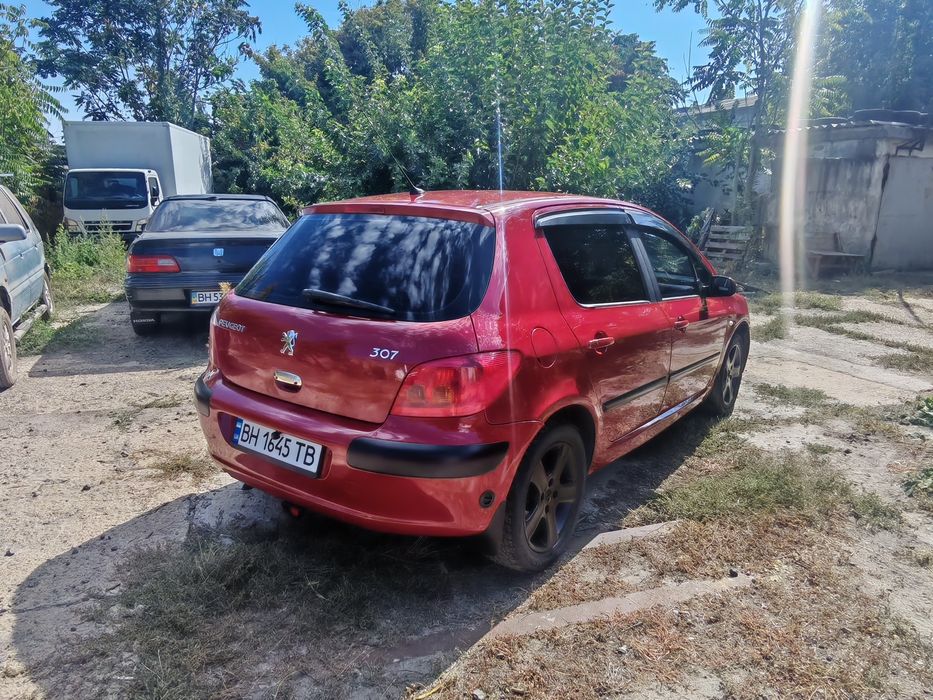 Пежо 307 автомат  2л  газ бензин
