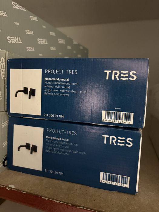 TRES Project Bateria Umywalkowa Podtynkowa 18cm Czarny Mat FV 23%