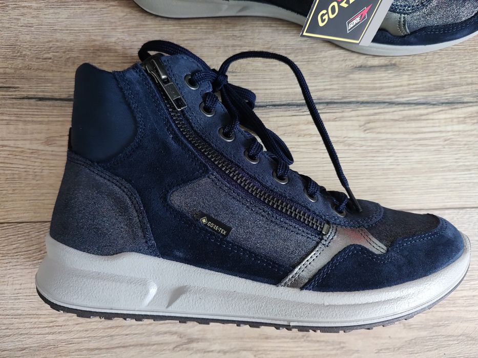 Trzewiki ocieplone Superfit Gore-Tex 36/ szczupły model