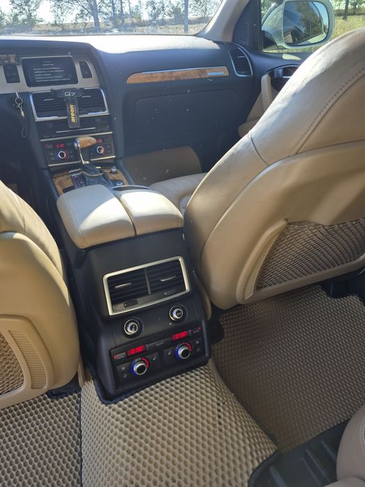 Audi Q7 Quattro 2012