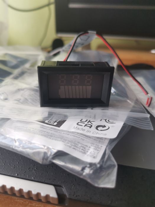 Універсальний індикатор рівня заряду батареї 12V 24V 36V 48V 60V літієвий авто мото
