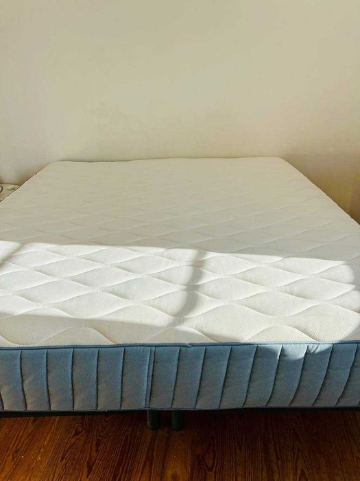 IKEA mattress 180*200 com cama