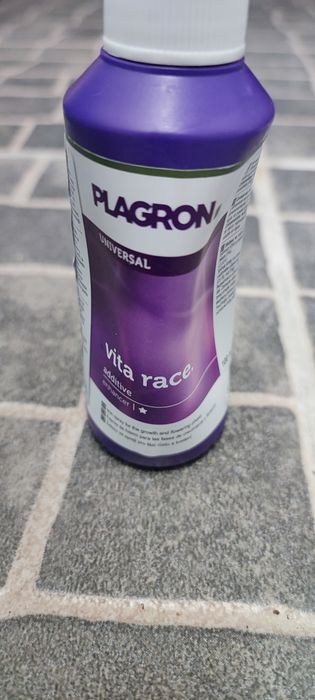 Fertilizante Plagron Vita Race 100ML 50%  Desconto