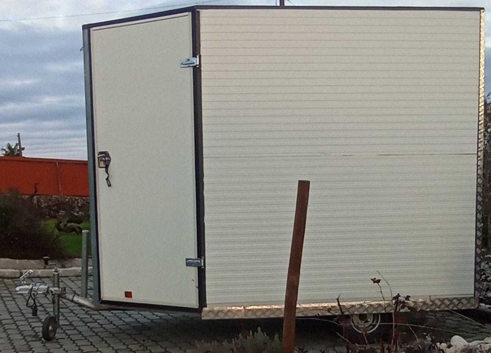 Reboque bar atrelado