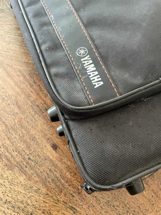 Saxofone Alto Yamaha YAS-280 + Estojo