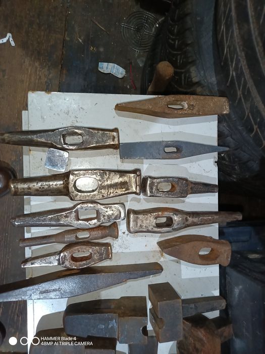 młotki kowalskie , babka,podcinką, kleszcze