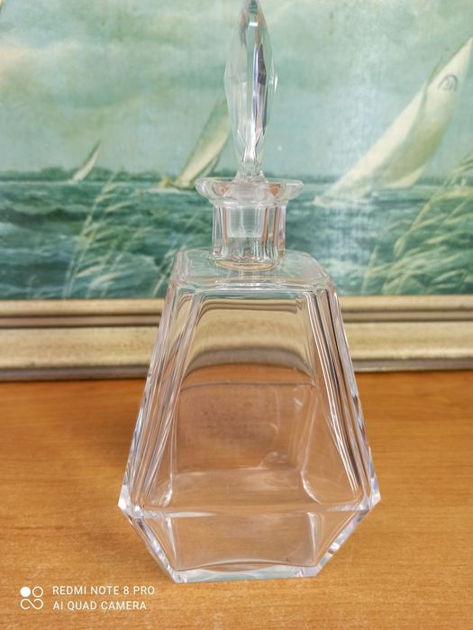 Kryształowy flakon / karafka z korkiem – szkło dekoracyjne