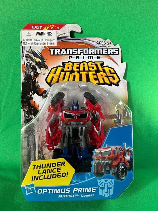 Optimus Prime  Smokescreen  Airachnid  Vehicon  Hyperspeed Wheeljack  Predaking Bulkhed Soundwave   Bumblebee Smokescreen Knock Out   Fallback -Hasbro