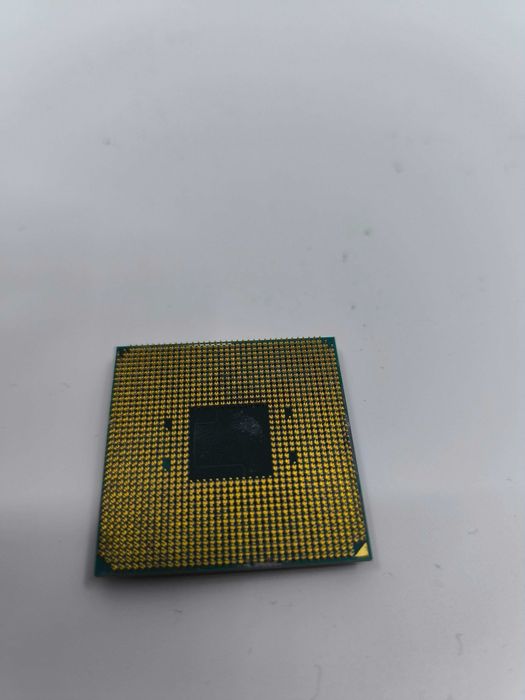 AMD Ryzen 3 2200G | APU z Grafiką Vega | 4 Rdzenie | Sprawny | AM4