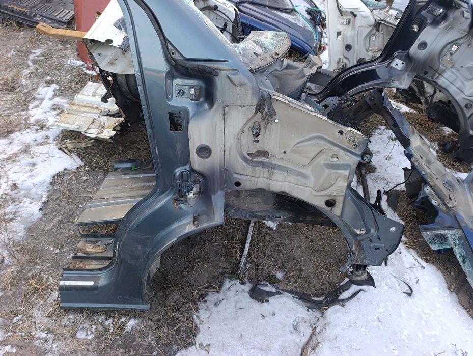 Ćwiartka prawy przód fartuch poszycie prawa VW T5 T6