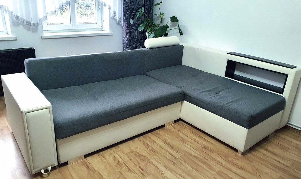 Narożnik z funkcja spania/Sofa/szuflada/poduszki/blat/zagłówki