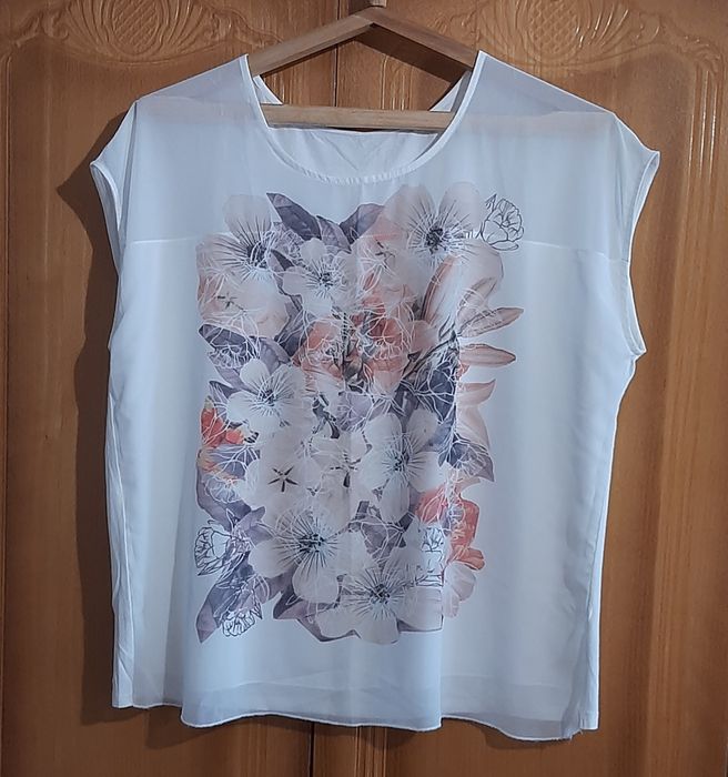 Блузки, футболки, кофточки больших размеров