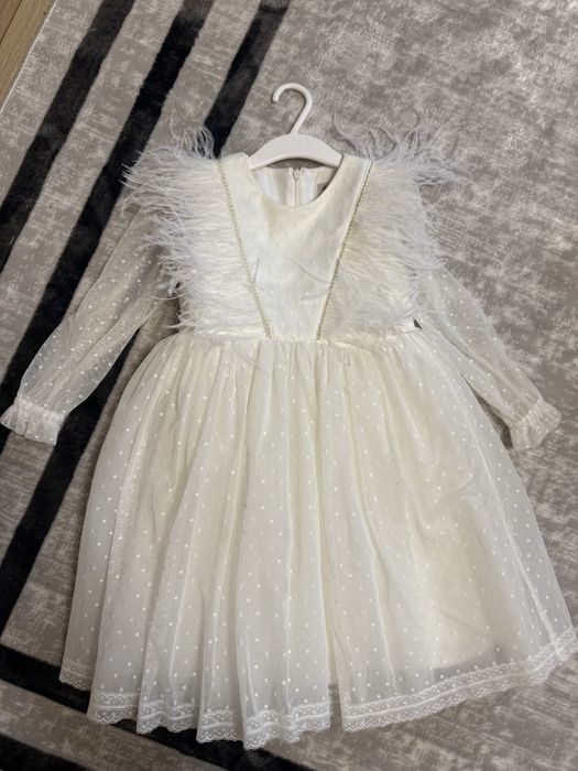 неймовірна сукня пірїнка