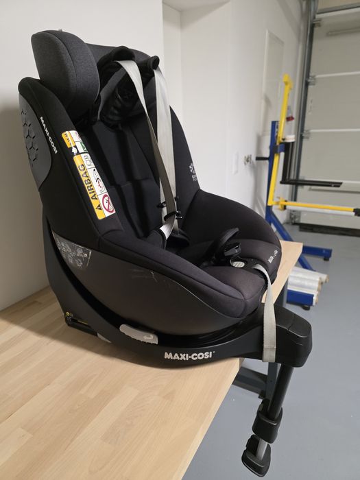 Fotelik samochodowy Maxi-Cosi Mica Pro  360° z bazą ISOFIX