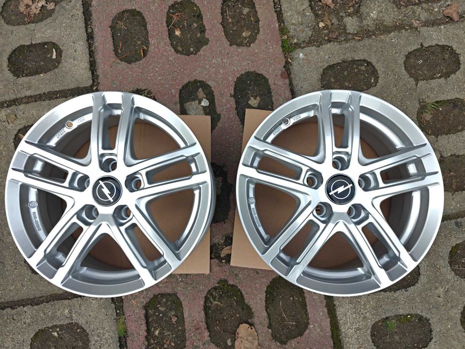 Alufelgi Dezent 15” 5x105 Srebrne Nowe Opel Astra Chevrolet Aveo