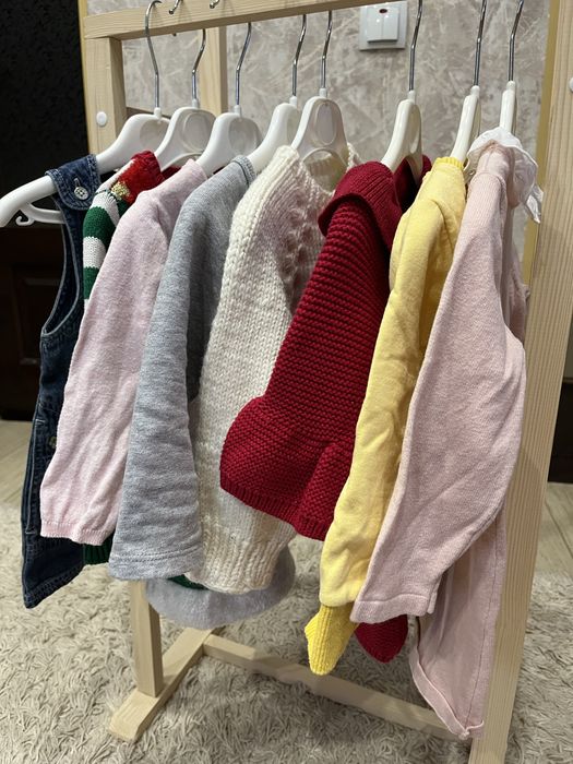 Лот на дівчинку 86 розміру