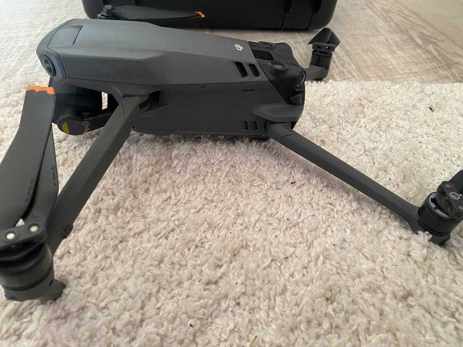 Mavic 3 classic дрон для фото та відео зйомки