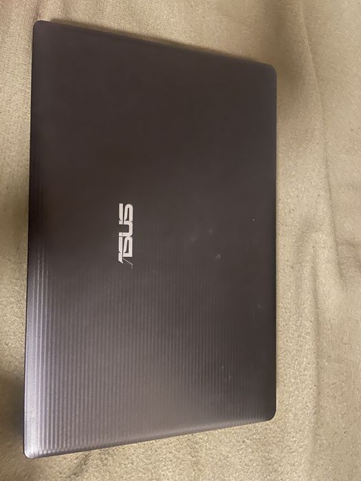 Ноутбук на запчачтини